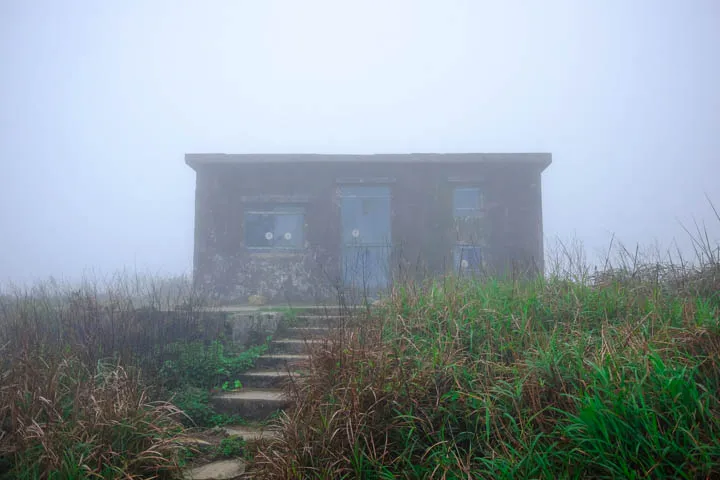 One of the many little houses at the plateau in Sunset Peak.